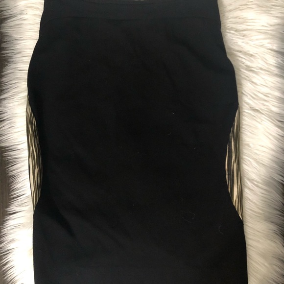 Diane Von Furstenberg Silk and Wool Skirt Size 2 - Picture 2 of 6